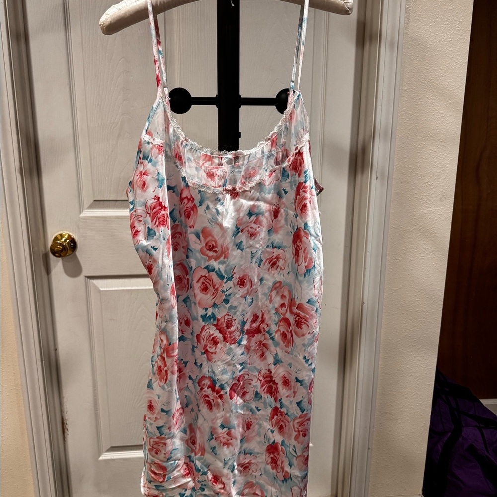 Secret Treasures Floral Short Nightgown in Pink and Blue